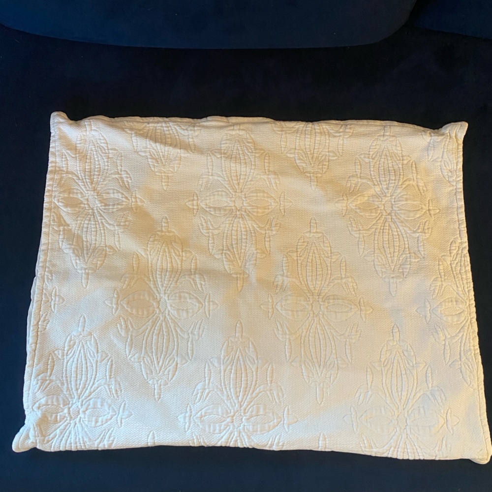West Elm Textured White Standard Pillow Sham Beachy Coastal Clean Girl Cotton